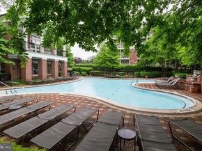 1581 Spring Gate Drive 5314, Mclean VA 22102