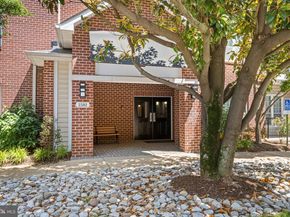 1581 Spring Gate Drive 5314, Mclean VA 22102