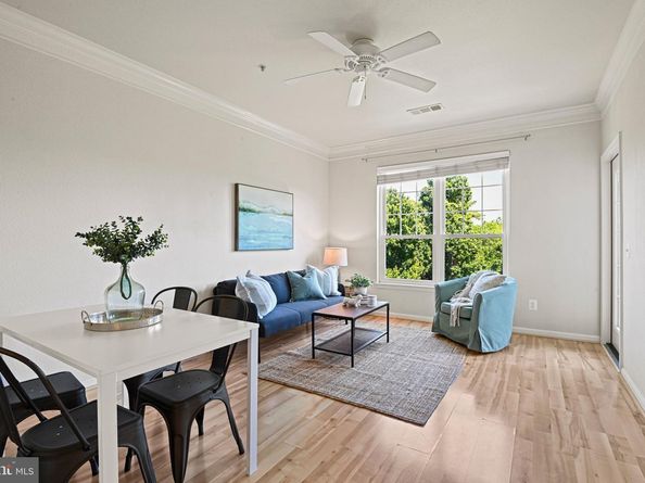 1581 Spring Gate Drive 5314, Mclean VA 22102