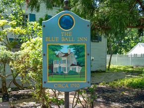 1250 Old Lancaster Road, Berwyn PA 19312