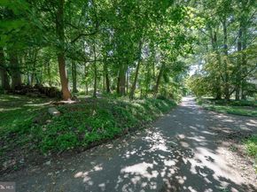 1250 Old Lancaster Road, Berwyn PA 19312