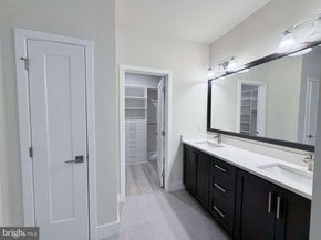 3100 Schirra Lane 120, Philadelphia PA 19125