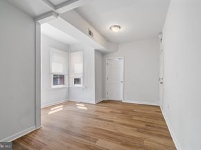 2105 N 17TH Street, Philadelphia PA 19121