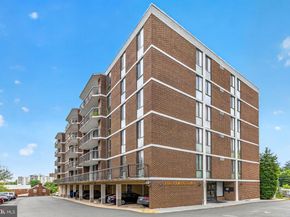 1401 N Rhodes Street 604, Arlington VA 22209