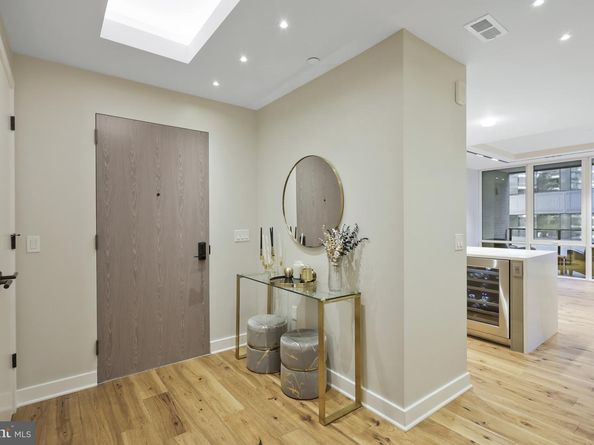 1781 Pierce Street N 406, Arlington VA 22209