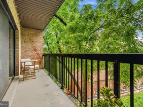 3210 S 28TH Street 404, Alexandria VA 22302