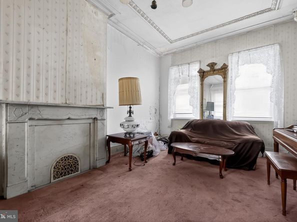 1437 N 8TH Street, Philadelphia PA 19122