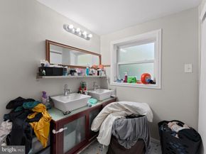 1520 S Garnet Street, Philadelphia PA 19146