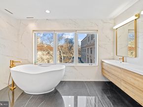 2130 Spring Street, Philadelphia PA 19103