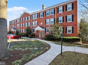 4810 29TH Street S B1, Arlington VA 22206