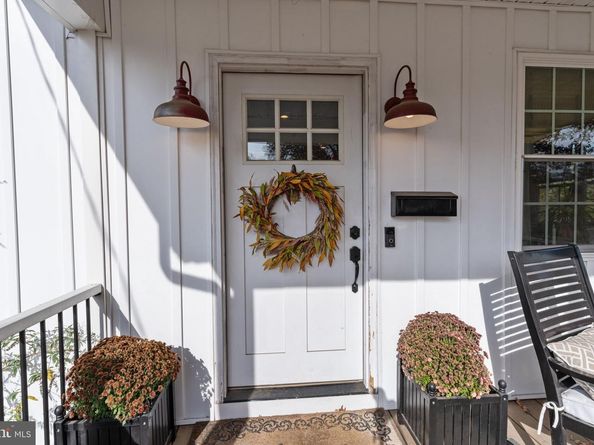 108 W Maple Avenue, Morrisville PA 19067