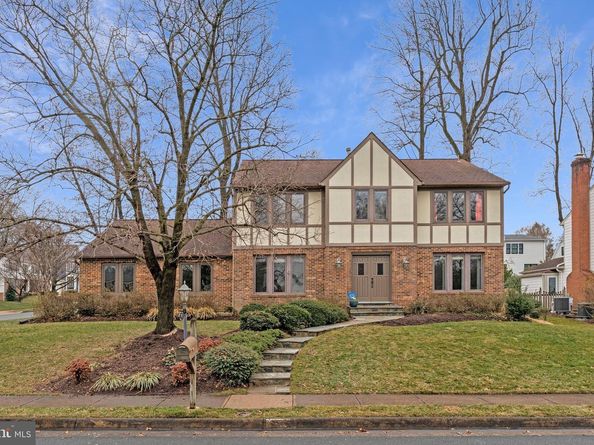 9501 Blythe Dale Court, Vienna VA 22182