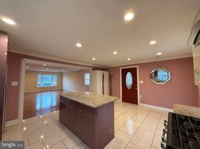 813 Piermont Street, Philadelphia PA 19116