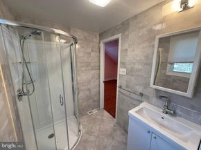 813 Piermont Street, Philadelphia PA 19116