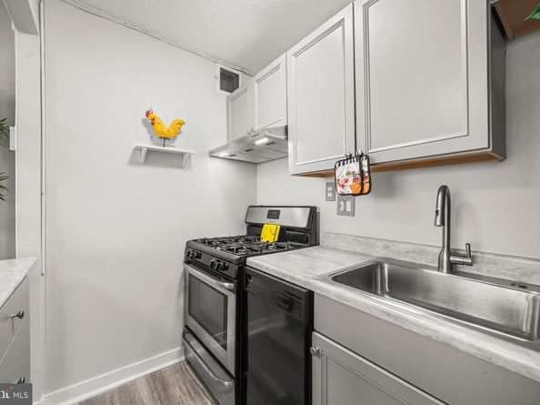 2500 N Van Dorn Street N 1409, Alexandria VA 22302