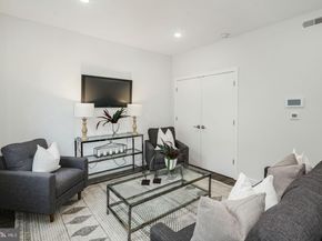 627 W Oxford Street, Philadelphia PA 19122