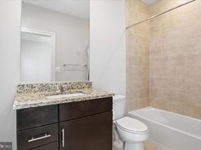 829 N Wakefield Street, Arlington VA 22203