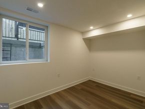 520 S 17TH Street, Philadelphia PA 19146