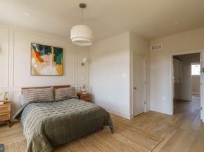 520 S 17TH Street, Philadelphia PA 19146