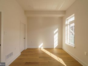 520 S 17TH Street, Philadelphia PA 19146