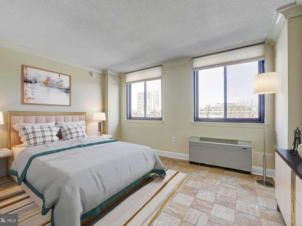 801 N Pitt Street 311, Alexandria VA 22314