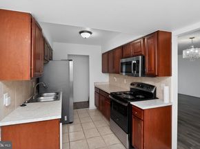 6101 Edsall Road 1704, Alexandria VA 22304