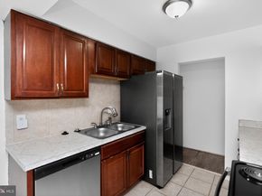 6101 Edsall Road 1704, Alexandria VA 22304