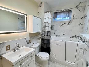 5943 Greenway Avenue, Philadelphia PA 19143