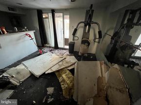 10906 Kipling Lane, Philadelphia PA 19154