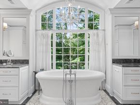 6020 Copely Lane, Mclean VA 22101