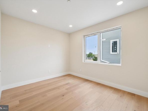2439 E Huntingdon Street, Philadelphia PA 19125