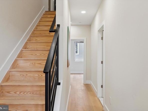 2439 E Huntingdon Street, Philadelphia PA 19125