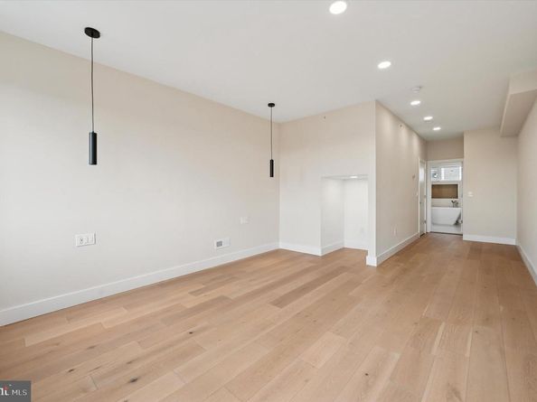 2439 E Huntingdon Street, Philadelphia PA 19125