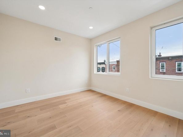 2439 E Huntingdon Street, Philadelphia PA 19125