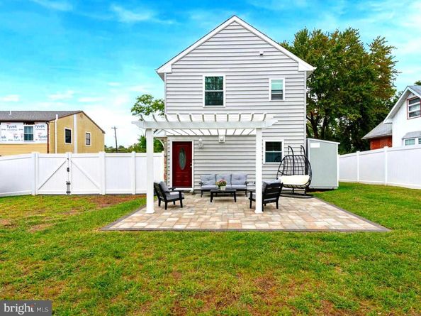 726 W Brookhaven Road, Wallingford PA 19086