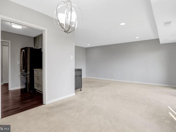 6001 Arlington Boulevard 821, Falls Church VA 22044