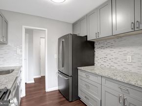 6001 Arlington Boulevard 821, Falls Church VA 22044