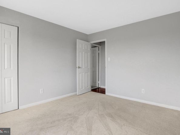 6001 Arlington Boulevard 821, Falls Church VA 22044