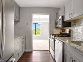 6001 Arlington Boulevard 821, Falls Church VA 22044