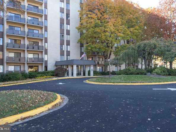 6001 Arlington Boulevard 821, Falls Church VA 22044