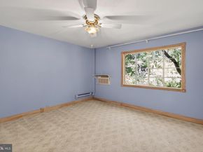 1649 Preston Road, Alexandria VA 22302
