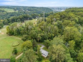 2029 Paddock Lane, Conshohocken PA 19428