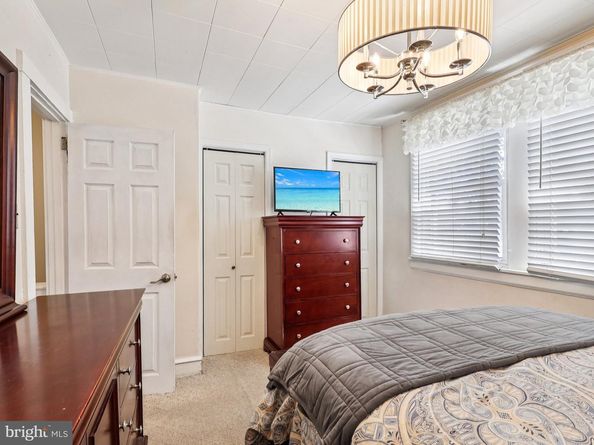 2710 S 11TH Street, Philadelphia PA 19148