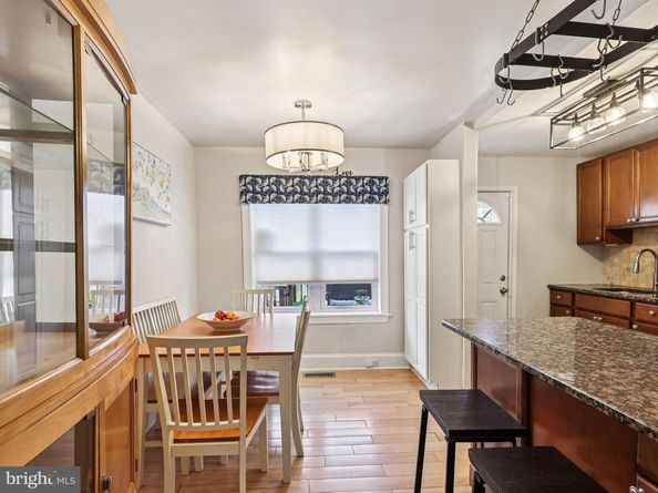 2710 S 11TH Street, Philadelphia PA 19148