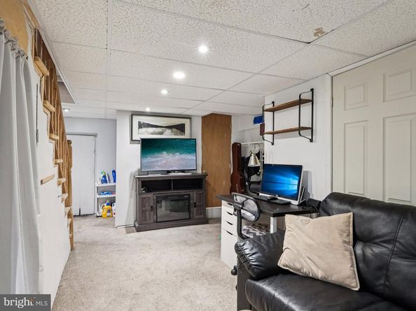 2710 S 11TH Street, Philadelphia PA 19148