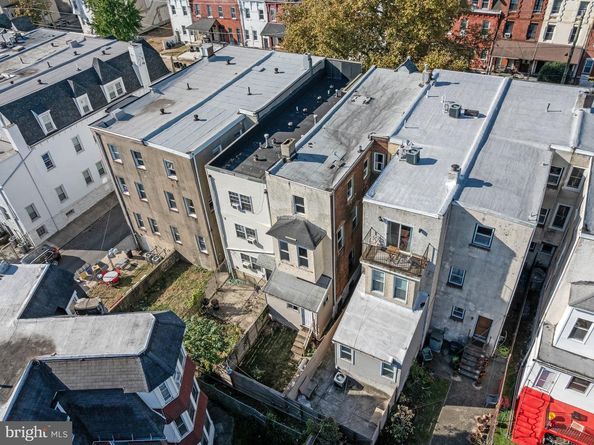 627 N 32nd Street, Philadelphia PA 19104