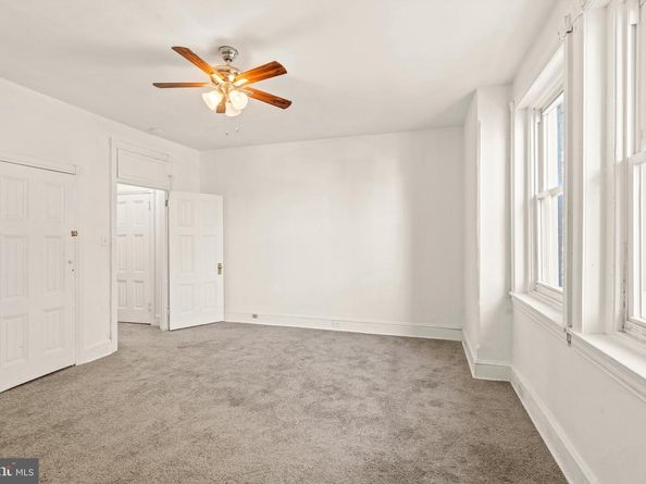 627 N 32nd Street, Philadelphia PA 19104