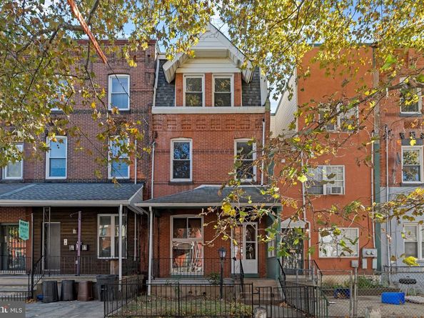 627 N 32nd Street, Philadelphia PA 19104