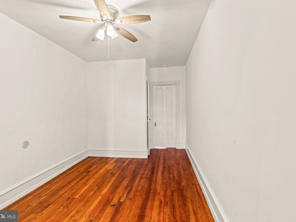 627 N 32nd Street, Philadelphia PA 19104
