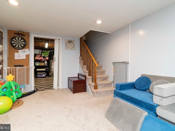 2637 Woodland Road, Abington PA 19001